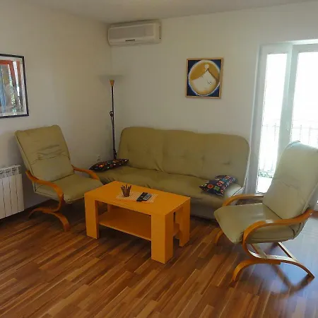 Cozy Ernesto*good Location*rovinj Апартаменты Ровинь